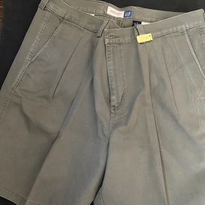 Men’s Gap shorts